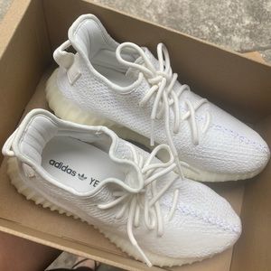 Like New Adidas Yeezy Boost